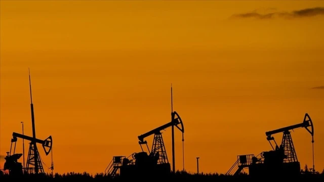 Brent petrol 75 doların altına indi